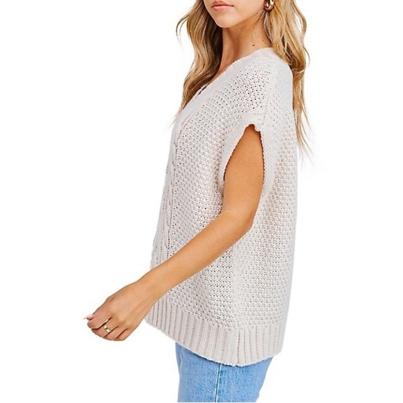 En Saison Alisa Natural Ivory Cream V-Neck Cable-Knit Sweater Vest Sz M - Picture 3 of 16